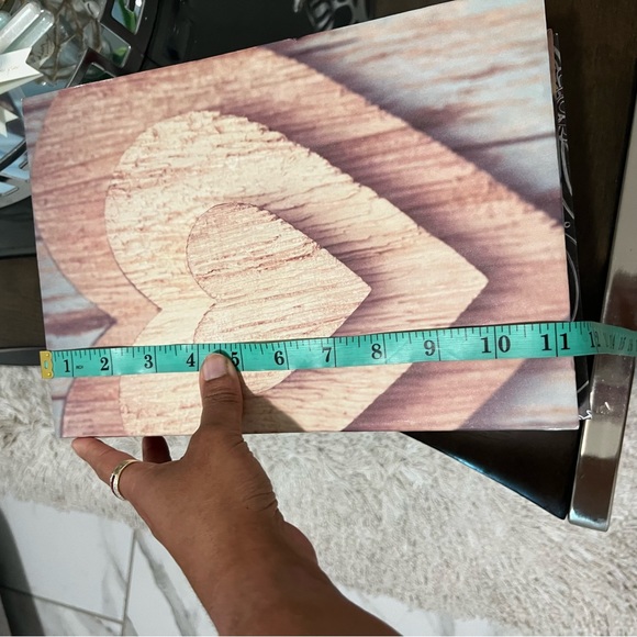 3 Decorative books - Picture 8 of 9